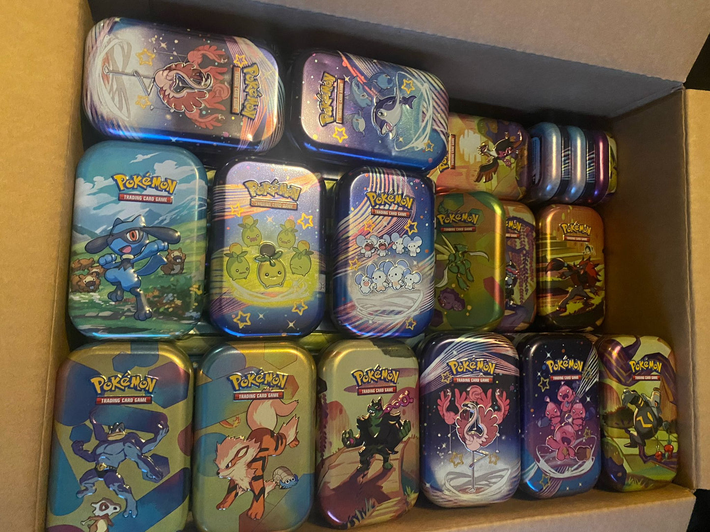 Pokémon Mini Tin – Vol met Verrassingen!