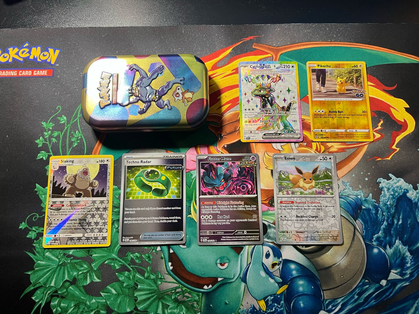 Pokémon Mini Tin – Vol met Verrassingen!